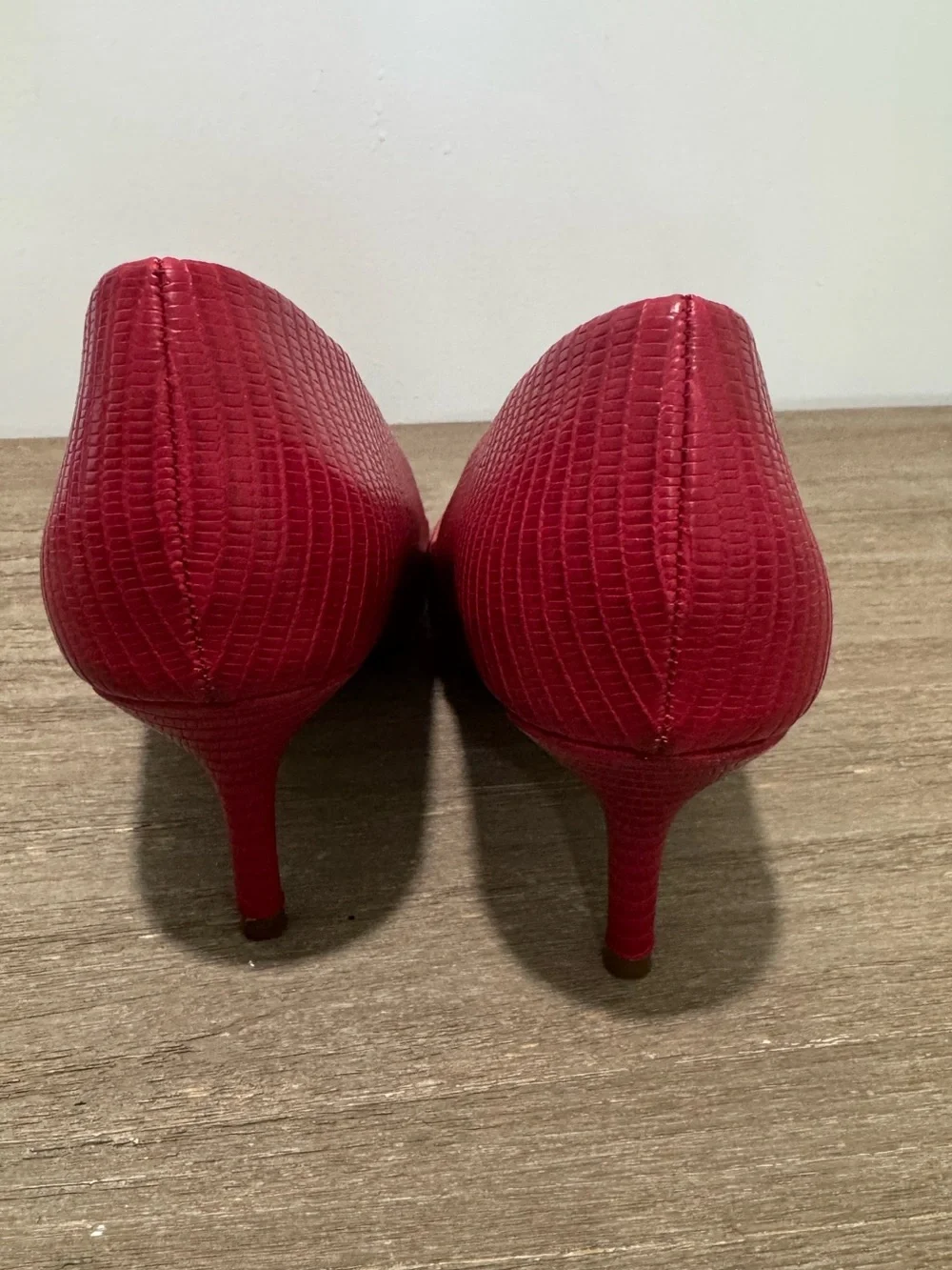 Charles by Charles David Red Pointed-Toe Kitten Heels | Very Good Condition